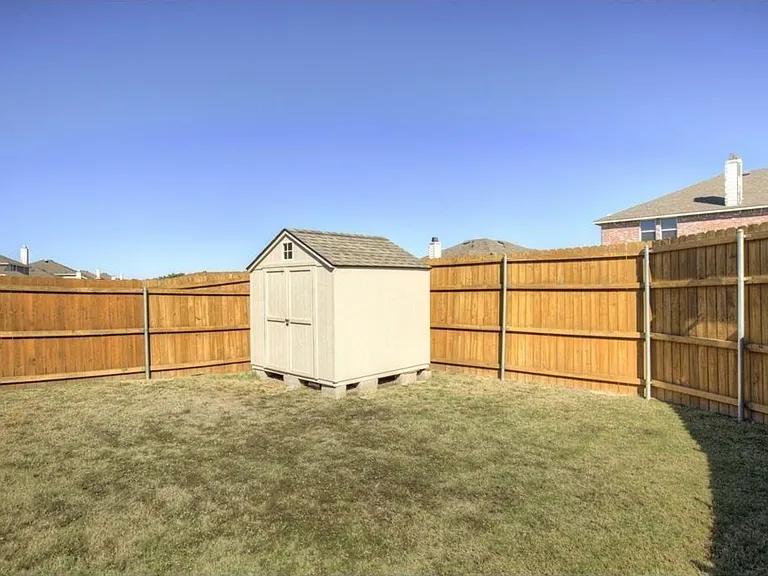 2912 Lake Terrace Dr — Photo 25
