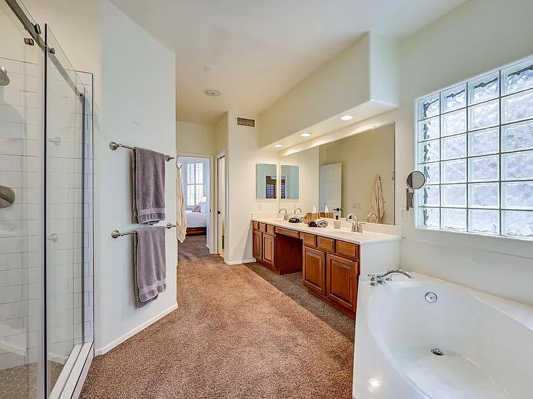 1681 W Crescent Way — Photo 18