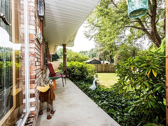 4th image of 3543 Brook Ct