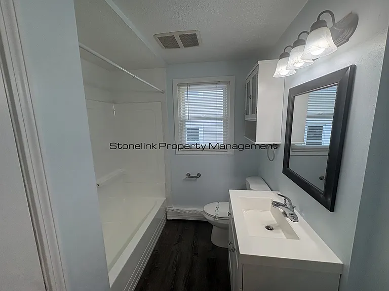 480 Bullocks Point Ave — Photo 12