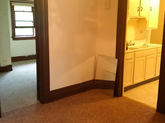 3rd image of 234 W 20th St APT 5