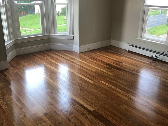 2nd image of 66 Clinton St #2
