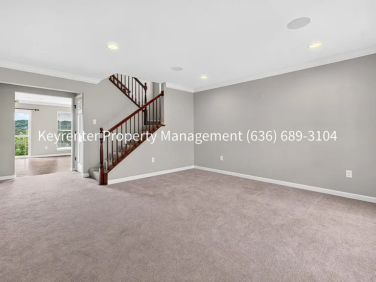 2823 Winding Valley Dr — Photo 20