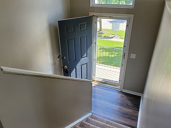 4th image of 872 Cherry Creek Dr