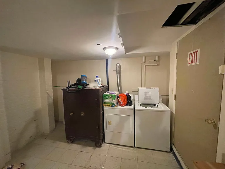 74 Dwight St #1 — Photo 21