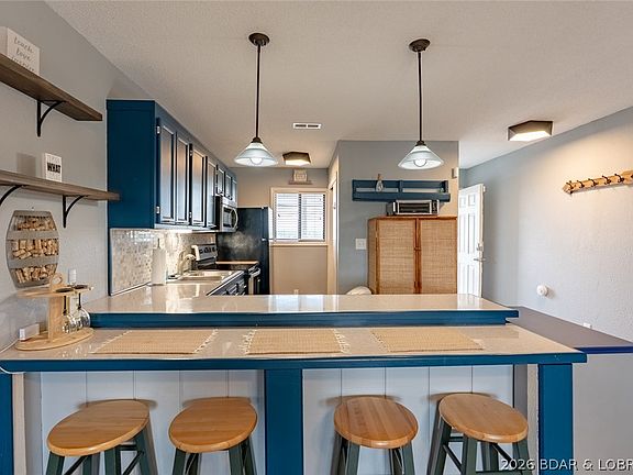 4th image of 2222 Bittersweet Rd Unit 2C