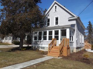 N90W16716 Roosevelt Dr, Menomonee Falls, WI 53051