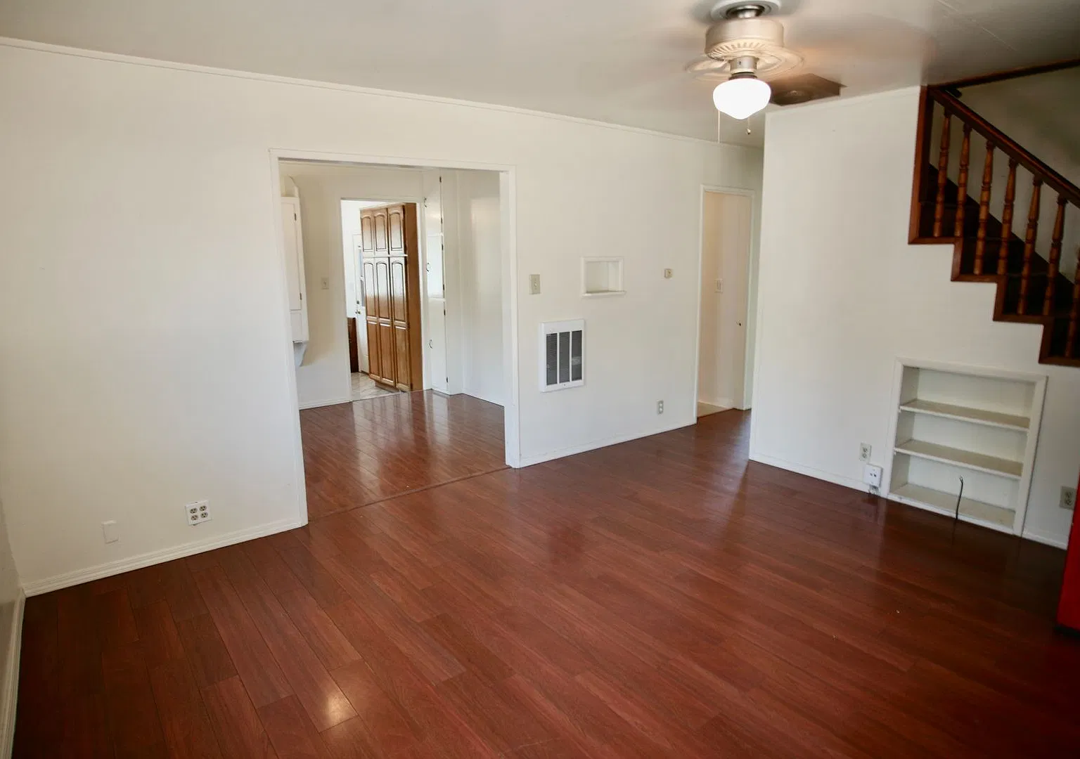 3 Br that is a little bit country — Photo 4
