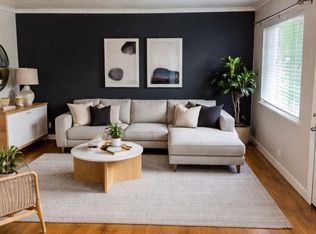 5618 Madison Ave APT 1, Sacramento, CA 95841