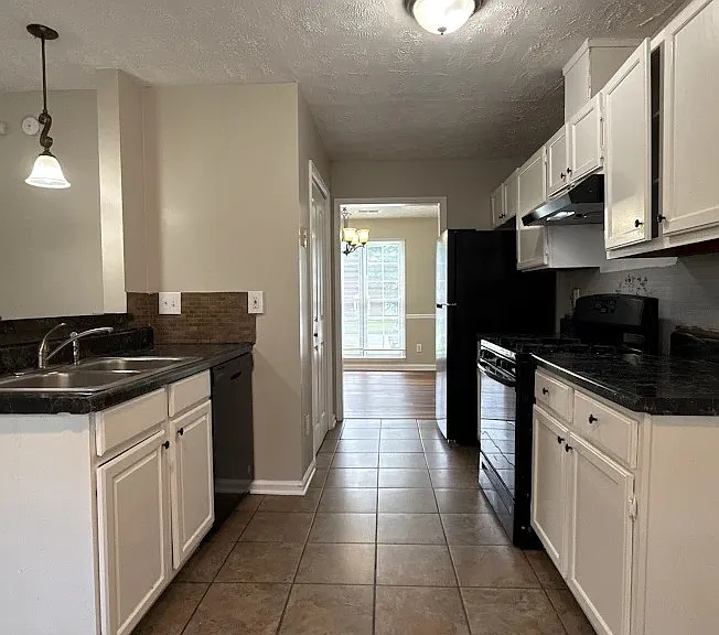 5974 S Deshon Ct — Photo 4