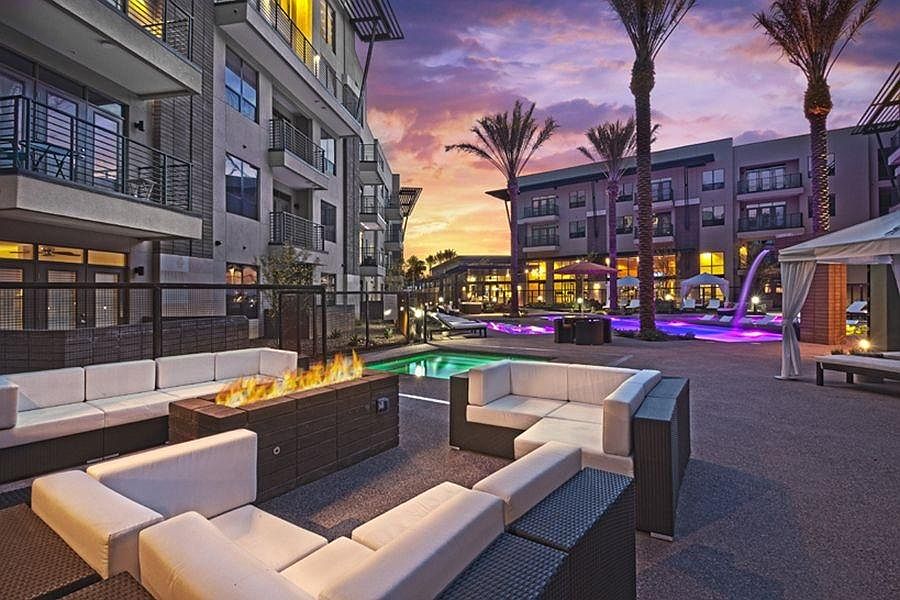 1st image of 1051-4848 N Goldwater Blvd #1051