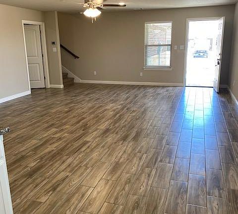 3rd image of 735 Rolling Terrace Cir #735
