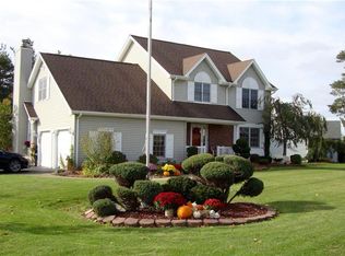 174 Siebert Rd, Lancaster, NY 14086