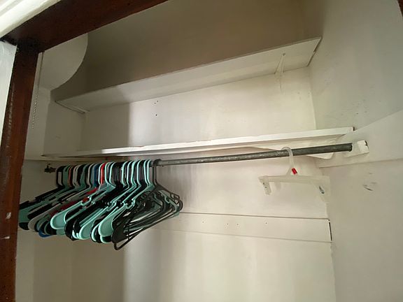 4th image of 7336 Drexel Dr