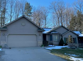 2790 S Townline Rd, Houghton Lake, MI 48629