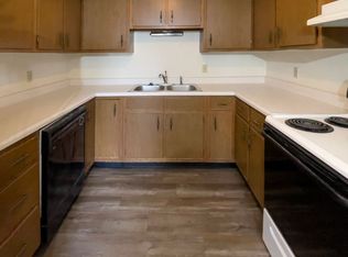 2500 N Wheeling Ave APT 2C, Muncie, IN 47303