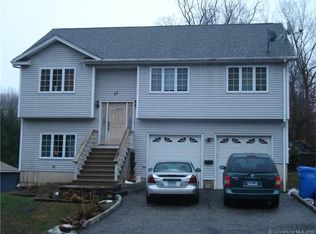 33 Devonwood Dr, Waterbury, CT 06708