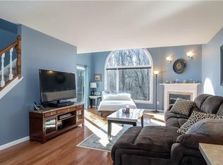 1 Eastview Dr #1, Brookfield, CT 06804