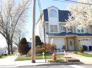 53 Elkhart St, Staten Island, NY 10308