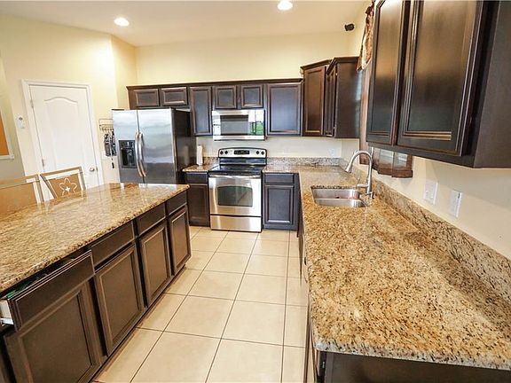 3rd image of 3805 Enchantment Ln