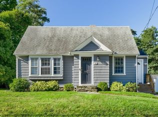 61 Malden St, Worcester, MA 01606