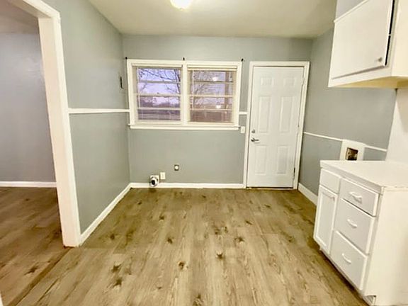 4th image of 1712 42nd St Unit B