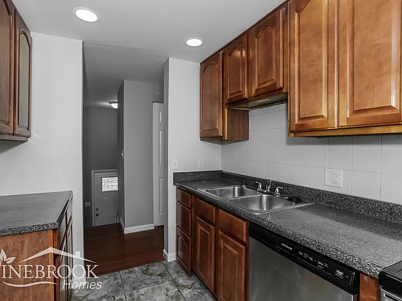 4th image of 3065 Dorf Dr