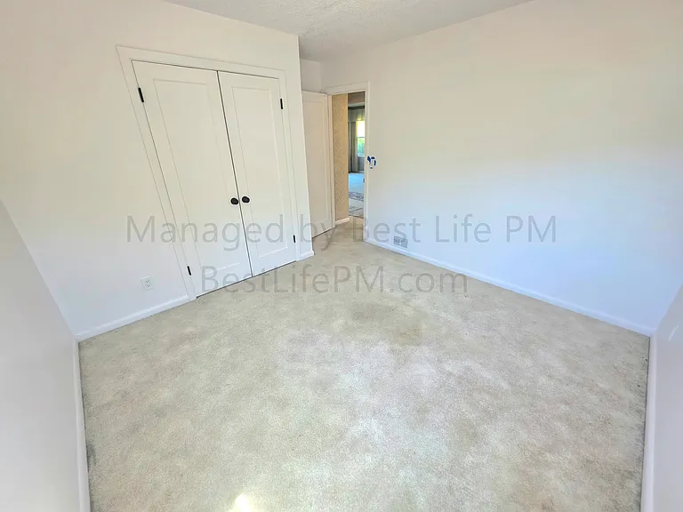 4526 NE 77th Ave — Photo 22