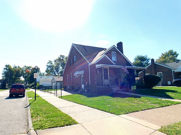 3rd image of 905 Liberty Ave
