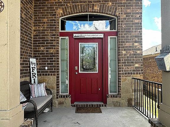 3rd image of 5310 Dauphin Dr