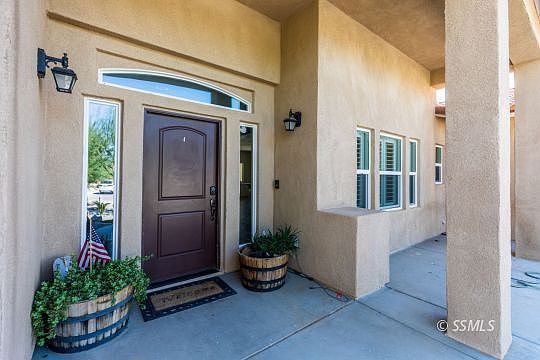 4th image of 101 W Rancho Del Cerro