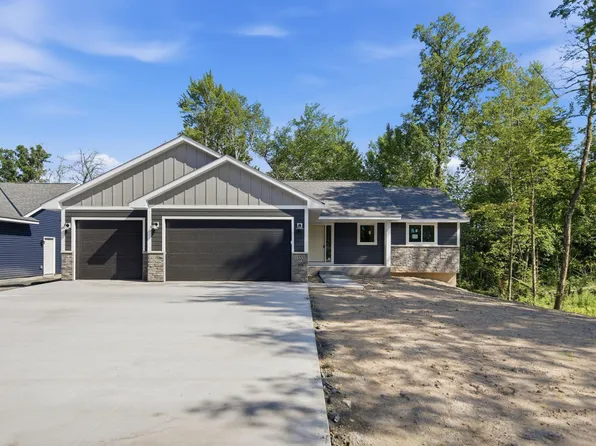 1333 E Aspen Dr, Saint Croix Falls, WI 54024