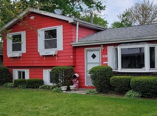 504 S Fisher St, Knox, IN 46534