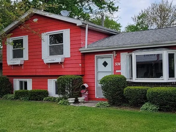 504 S Fisher St, Knox, IN 46534