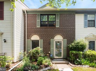 101 Pear Tree Ln, Franklin Park, NJ 08823
