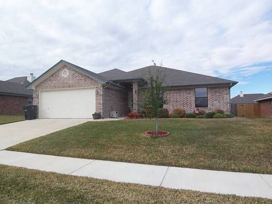 1st image of 3001 Lavender Ln