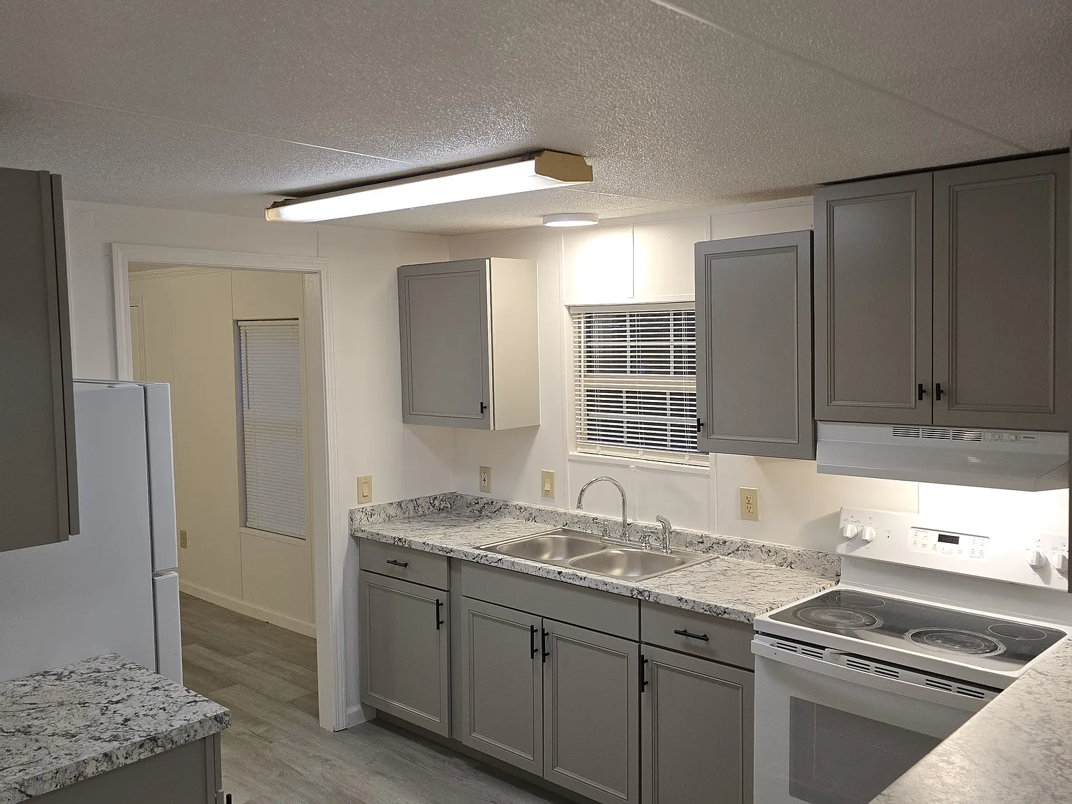 1313 Dura Cir — Photo 2