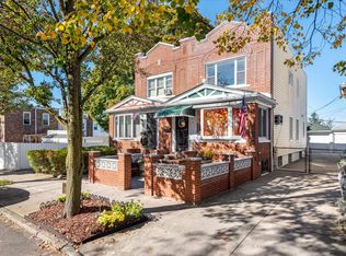 6517 78th Ave, Ridgewood, NY 11385