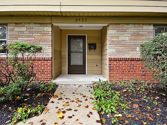 2nd image of 2922 Burtonhill Dr