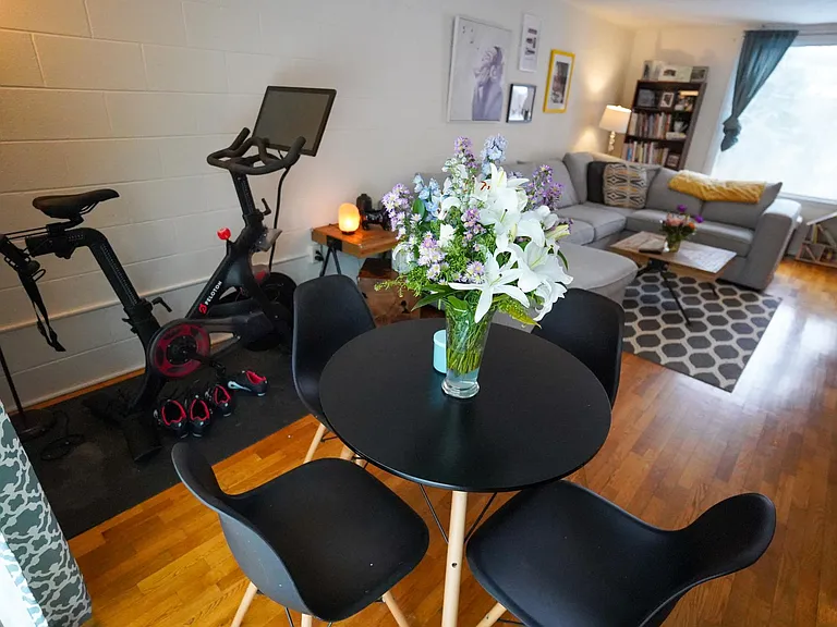 120 James St #6 — Photo 7
