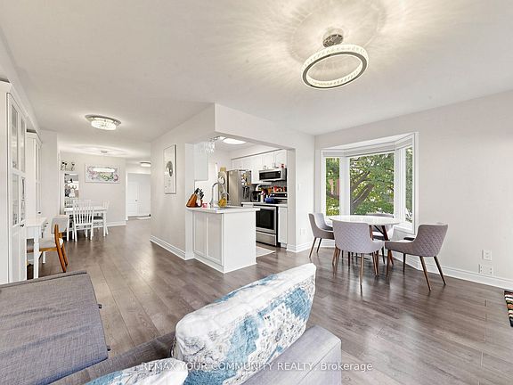 4th image of 187 Vanguard Rd