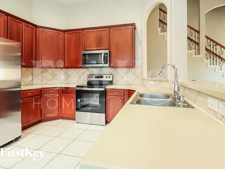 12323 Crescent Mountain Ln — Photo 4