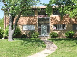 1111 Indian Trails Dr APT D, Saint Louis, MO
