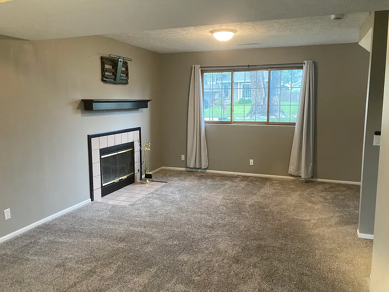 2409 Marilyn Dr — Photo 16