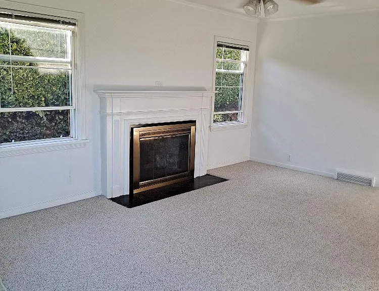 2708 W Armour St — Photo 3