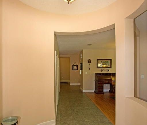 2nd image of 2673 Glenridge Cir