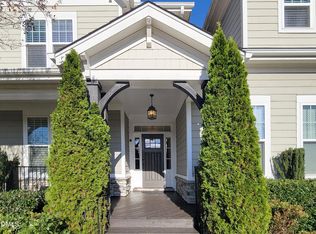 3320 Heathrowe Grove Ct, Fuquay Varina, NC 27526