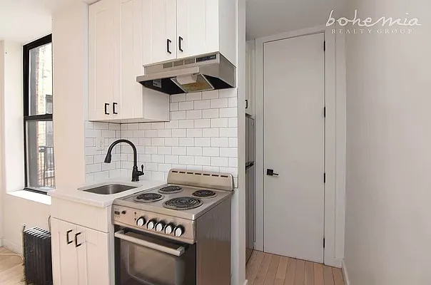 Rented by Bohemia Realty Group | media 1