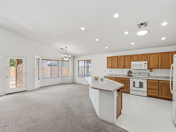 3rd image of 12826 W WINDROSE Drive