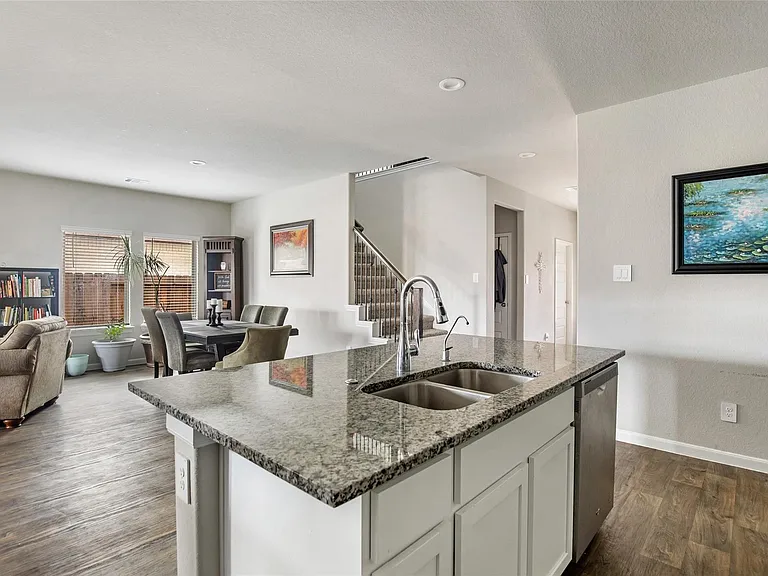 3427 Parker Trace Dr — Photo 12
